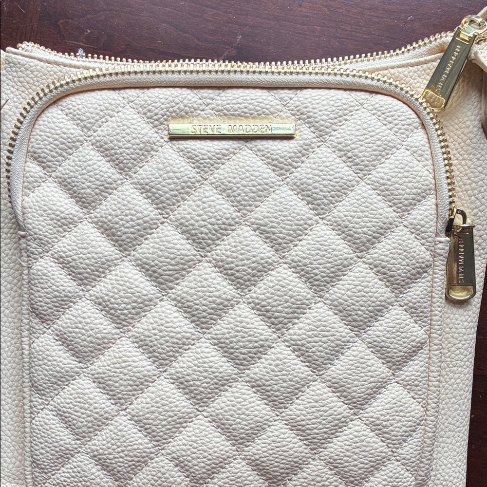Steve Madden Beige Quilted Clutch